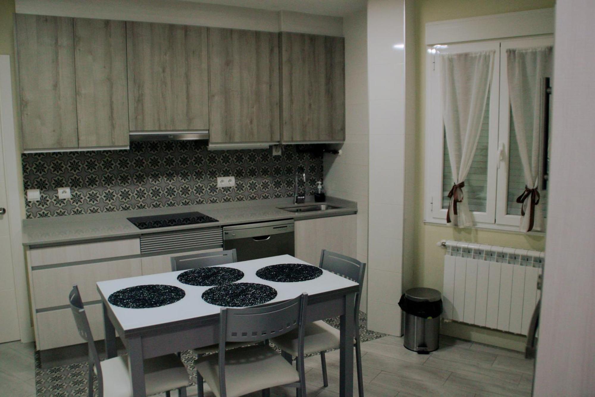 La Casa De Las Flores Ponferrada Ngoại thất bức ảnh